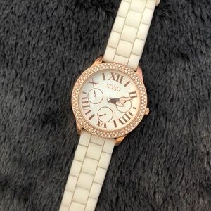 Rose gold colored watch XOXO With Box
